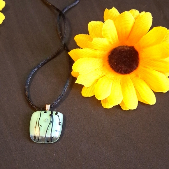 RARE Pegg Karr Glass Art Necklace - Picture 2 of 2